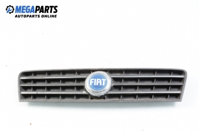 Решетка за Fiat Punto Hatchback II (09.1999 - 07.2012), хечбек, позиция: предна