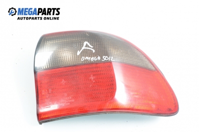 Стоп за Opel Omega B Sedan (03.1994 - 07.2003), седан, позиция: дясна