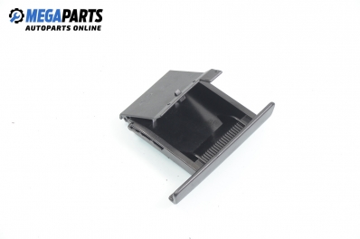 Пепелник за Peugeot 307 Hatchback (08.2000 - 12.2012)