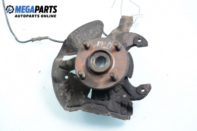 Шенкел главина за Mazda 323 P V Hatchback (10.1996 - 09.1998), позиция: предна, дясна