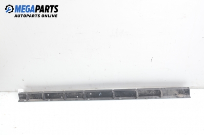 Праг за BMW X5 Series E53 (05.2000 - 12.2006), позиция: дясна