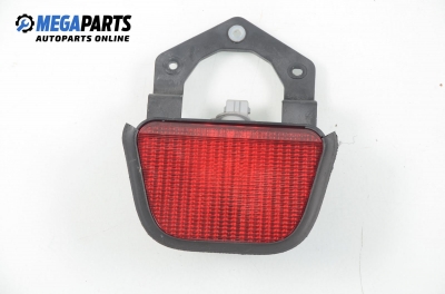 Трети стоп за Toyota Avensis Liftback I (09.1997 - 02.2003), хечбек