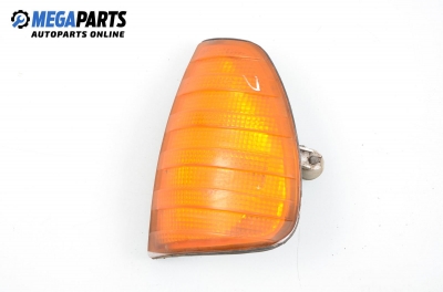 Мигач за Mercedes-Benz 123 Sedan (01.1976 - 12.1985), седан, позиция: лява