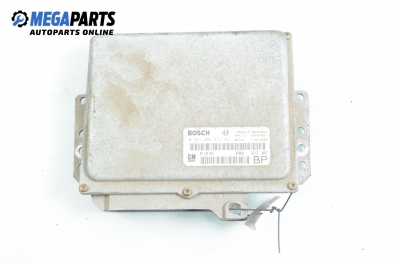 Компютър двигател за Opel Sintra Minivan (11.1996 - 04.1999) 2.2 i 16V, 141 к.с., № Bosch 0 261 204 971