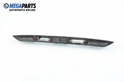 Лайсна заден капак за Chevrolet Spark (M200, M250) (05.2005 - ...), позиция: задна