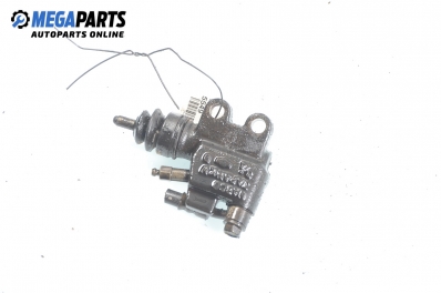 Долна помпа за съединител за Nissan Almera TINO (12.1998 - 02.2006)