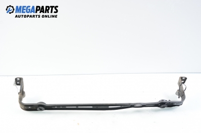 Греда под  радиатор за Ford Focus I Hatchback (10.1998 - 12.2007), хечбек