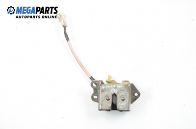 Брава заден капак за Toyota Avensis Station Wagon I (09.1997 - 02.2003), комби