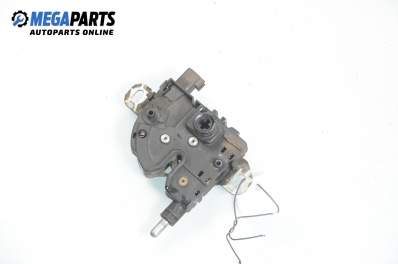 Брава преден капак за Ford Focus II Estate (07.2004 - 09.2012), 4+1 вр., комби, позиция: предна
