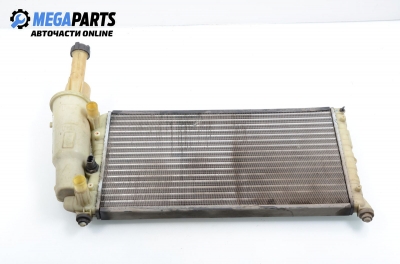 Воден радиатор за Fiat Punto Hatchback (09.1993 - 09.1999) 60 1.2, 60 к.с.