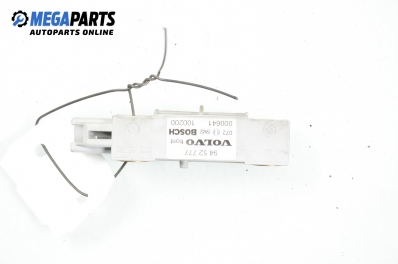 Сензор airbag за Volvo V70 II Estate (11.1999 - 12.2008), № 94 52 777