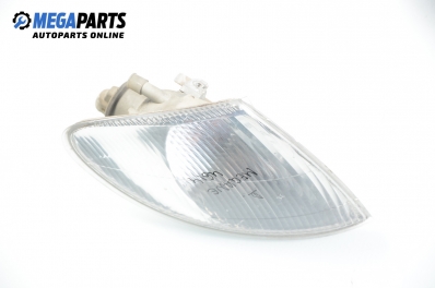 Мигач за Renault Megane I Hatchback (08.1995 - 12.2004), хечбек, позиция: дясна