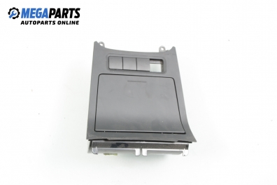 Пепелник за Volkswagen Golf V Hatchback (10.2003 - 02.2009)