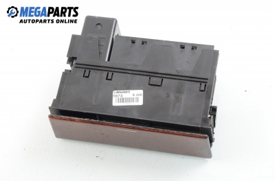 Пепелник за Mercedes-Benz E-Class Sedan (W210) (06.1995 - 08.2003)