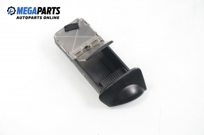 Пепелник за Ford Focus I Estate (02.1999 - 12.2007)