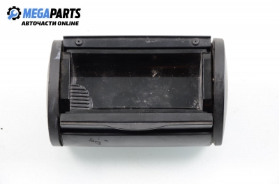 Пепелник за Volkswagen Golf IV Hatchback (08.1997 - 06.2005)