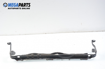 Греда под  радиатор за Ford Focus II Estate (07.2004 - 09.2012), комби