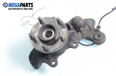 Шенкел главина за Nissan Primera Hatchback III (01.2002 - 06.2007), позиция: предна, дясна