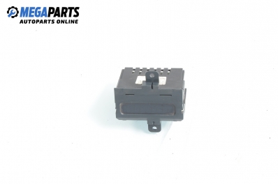 Часовник за Renault Megane I Hatchback (08.1995 - 12.2004)