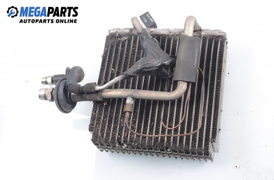 Вътрешен радиатор климатик за Nissan Micra II Hatchback (01.1992 - 02.2003) 1.0 i 16V, 60 к.с.