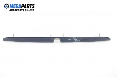 Лайсна заден капак за Toyota Avensis Sedan I (09.1997 - 02.2003), седан