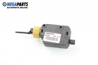 Ключалка за капачката на резервоара за Mercedes-Benz M-Class SUV (W163) (02.1998 - 06.2005)