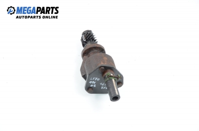 Вакуум помпа за Volkswagen Golf II Hatchback (08.1983 - 12.1992) 1.6 TD, 70 к.с.