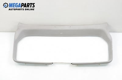 Интериорна пластмаса багажник за Mitsubishi Pajero III SUV (01.1999 - 01.2007)