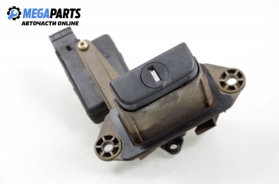 Ключалка заден капак за Renault Megane I Hatchback (08.1995 - 12.2004), хечбек
