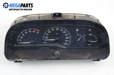 Километраж за Renault Laguna I Hatchback (11.1993 - 08.2002) 1.8 (B56A/B), 90 к.с.