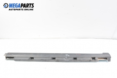 Праг за Volkswagen Passat Variant B6 (08.2005 - 11.2011), комби, позиция: дясна
