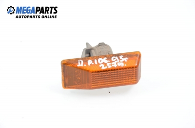 Мигач за Peugeot 106 I Hatchback (08.1991 - 04.1996), позиция: дясна