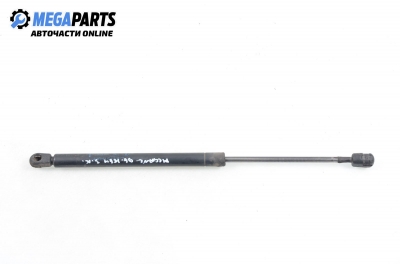 Амортисьор за багажник/товарно пространство за Renault Megane I Hatchback (08.1995 - 12.2004)