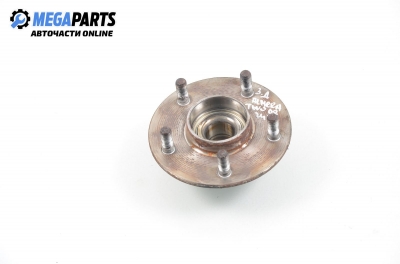 Шенкел главина за Nissan Almera TINO (12.1998 - 02.2006), позиция: задна, дясна