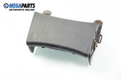 Пепелник за Volkswagen Passat Variant B5 (05.1997 - 12.2001)