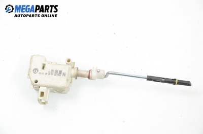 Ключалка за капачката на резервоара за Volkswagen Passat Sedan B5.5 (10.2000 - 12.2005), седан