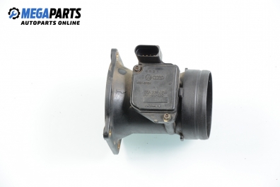 Дебитомер за Volkswagen Passat Sedan B5.5 (10.2000 - 12.2005) 2.0, 115 к.с., № 06A 906 461B