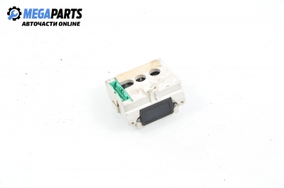 Часовник за Renault Clio I Hatchback (05.1990 - 09.1998)