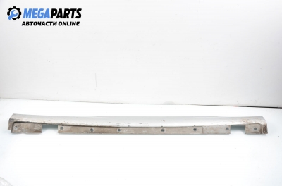 Праг за Mercedes-Benz CLK-Class Coupe (C209) (06.2002 - 05.2009), купе, позиция: лява
