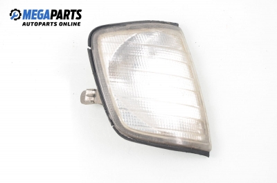 Мигач за Mercedes-Benz 124 Sedan (12.1984 - 06.1993), седан, позиция: дясна