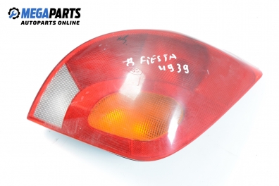 Стоп за Ford Fiesta IV Hatchback (08.1995 - 09.2002), позиция: дясна