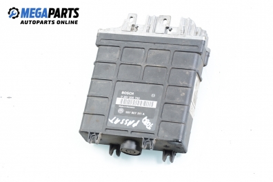 Компютър двигател за Volkswagen Passat Variant B3, B4 (02.1988 - 06.1997) 1.8, 90 к.с., № Bosch 0 261 200 252