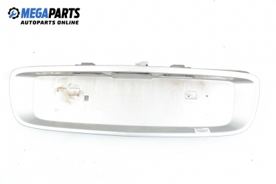 Стойка заден номер за Nissan Primera Hatchback III (01.2002 - 06.2007), хечбек