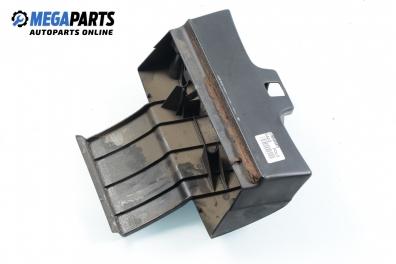 Пепелник за Volkswagen Polo Box I (08.1992 - 07.1994)