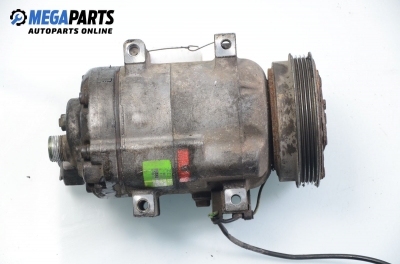 Компресор климатик за Volkswagen Passat Variant B5 (05.1997 - 12.2001) 1.8 T, 150 к.с., № 8D0 260 805D
