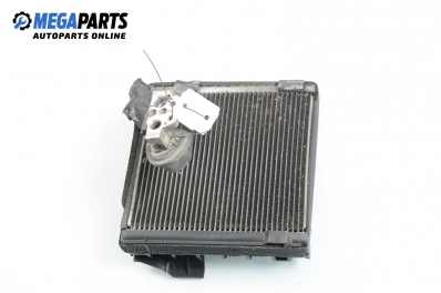 Вътрешен радиатор климатик за Volkswagen Golf V Hatchback (10.2003 - 02.2009) 1.6, 102 к.с.