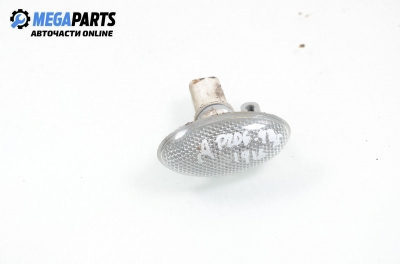 Мигач за Peugeot 206 Hatchback (08.1998 - 12.2012), позиция: дясна