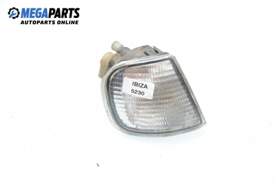 Мигач за Seat Ibiza II Hatchback (03.1993 - 05.2002), позиция: дясна