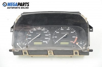 Километраж за Volkswagen Polo Hatchback II (10.1994 - 10.1999) 45 1.0, 45 к.с.