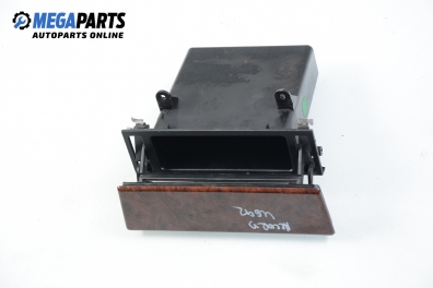 Пепелник за Honda Accord V Sedan (09.1995 - 10.1998)